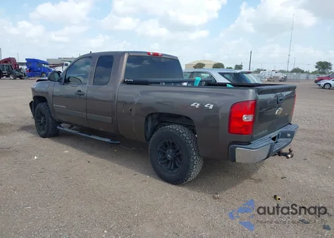 2007 Chevrolet Silverado 1500 Lt2 z USA, uszkodzony, nr VIN 1GCEK19077Z652838